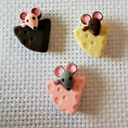 Needle Minder - Little Cheese Mouse