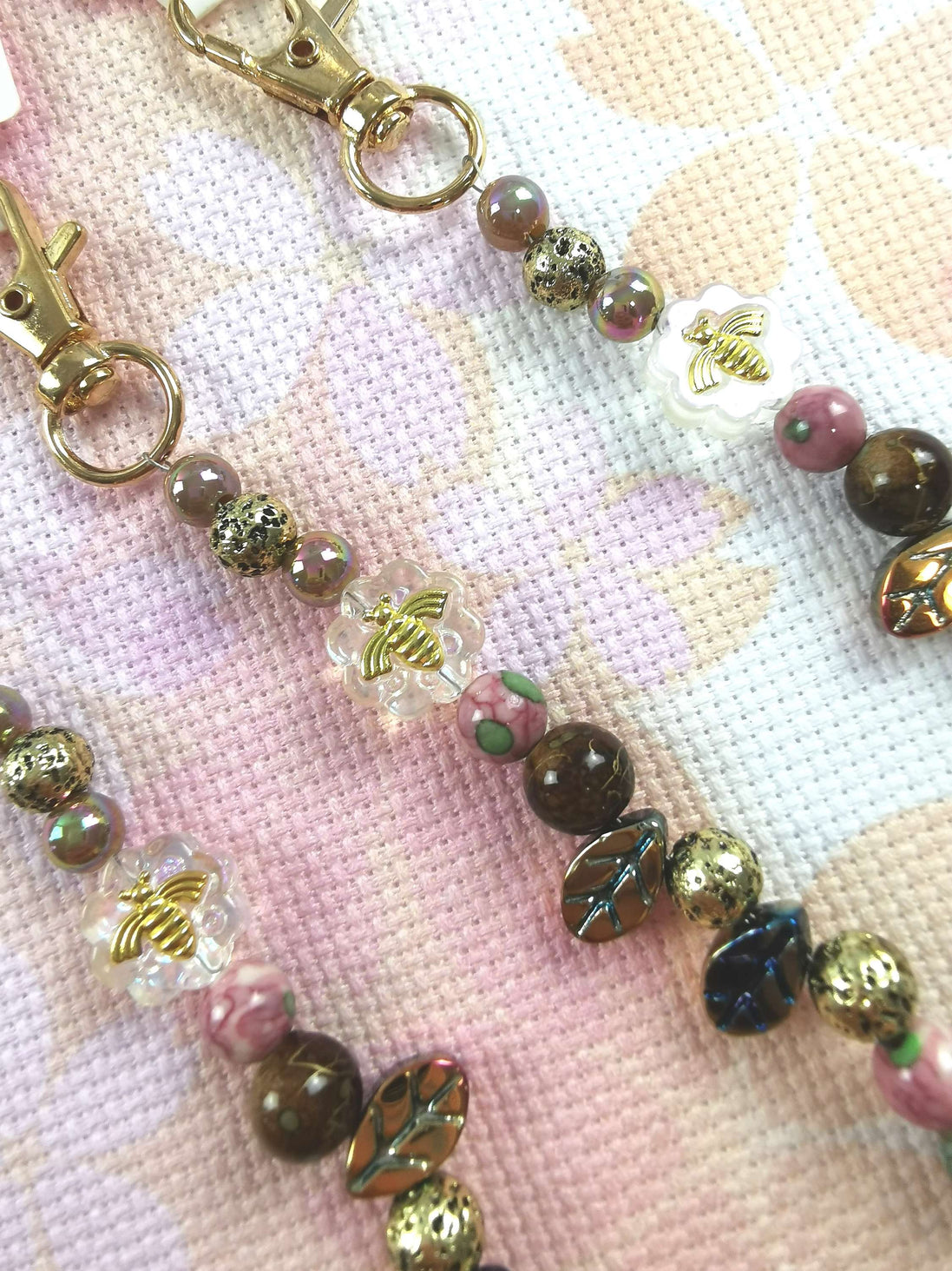 Beaded Scissor Keep. Golden Bee