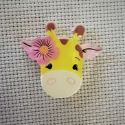 Needle Minder - Pretty Flower Giraffe