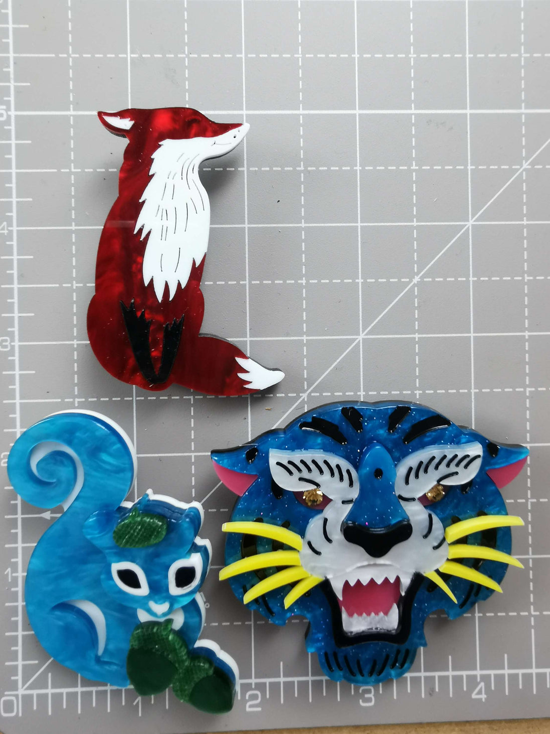 Needle Minder - Luxury Layered Acrylic Red Fox, Blue Squirrel, Glitter Tiger