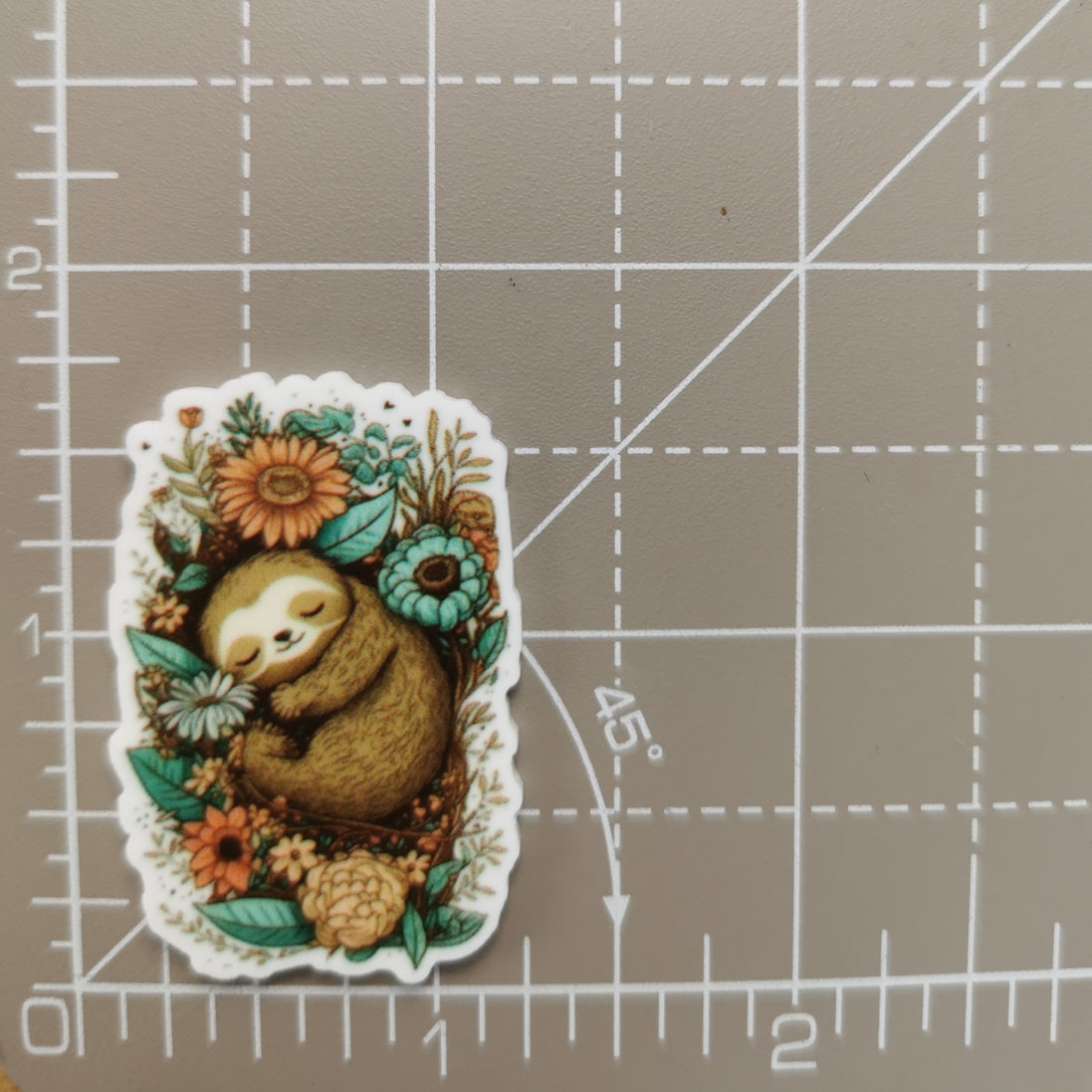 Needle Minder - Sleepy Floral Sloth.