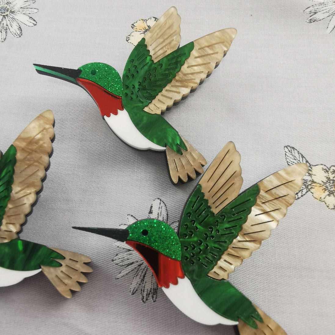 Needle Minder - Luxury Mirrored Hummingbird