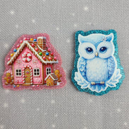 Needle Minder - Glitter Winter Owl / Gingerbread House