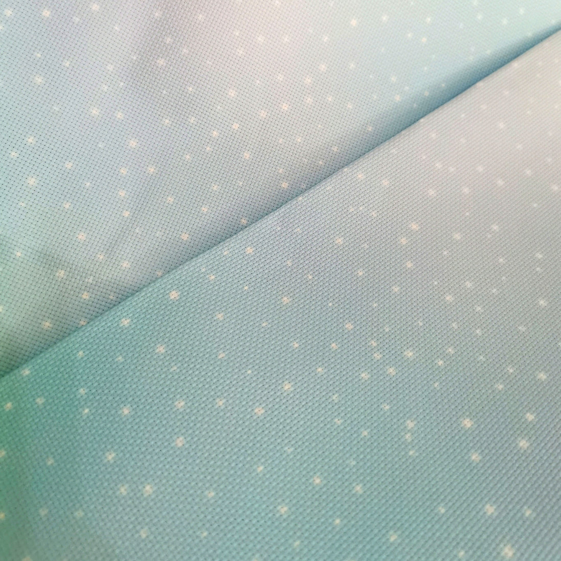 Aida / Evenweave - Snow Flurry OMBRE - (printed)