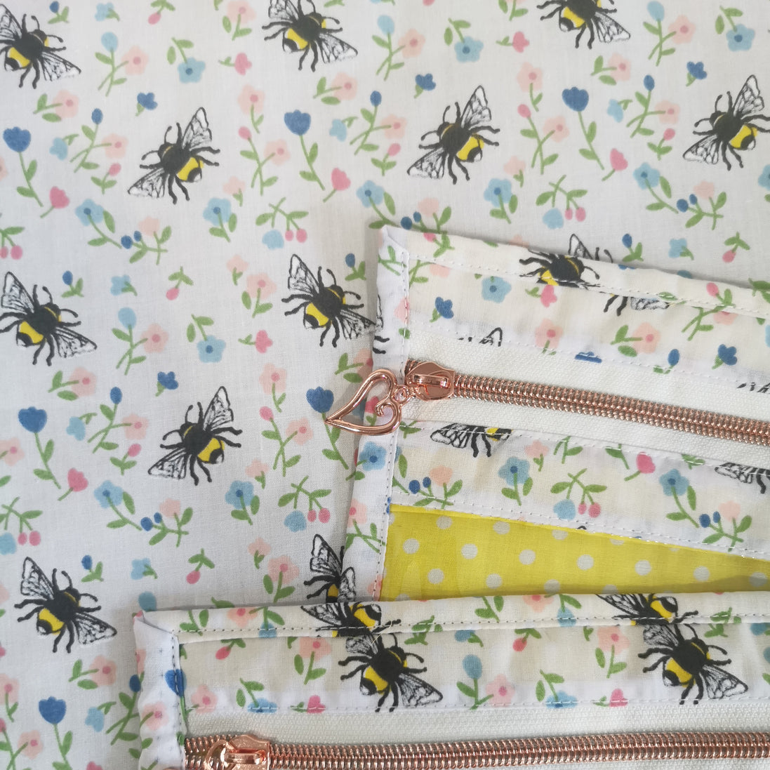 WIP Project Bag - Polka Bees (white)