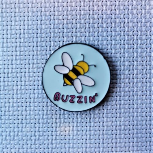 Needle Minder - Buzzin' Busy Bee