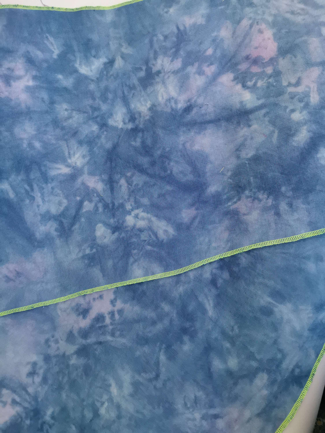 Blue depths. Hand Dyed. 32ct Evenweave (18x27)