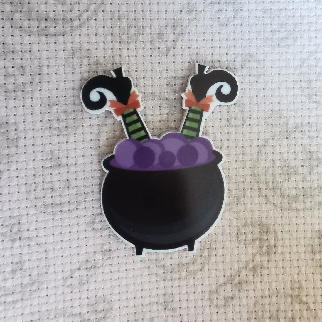 Needle Minder - Halloween. Pumpkin, witch, cat, spider, scarecrow. Spooky.