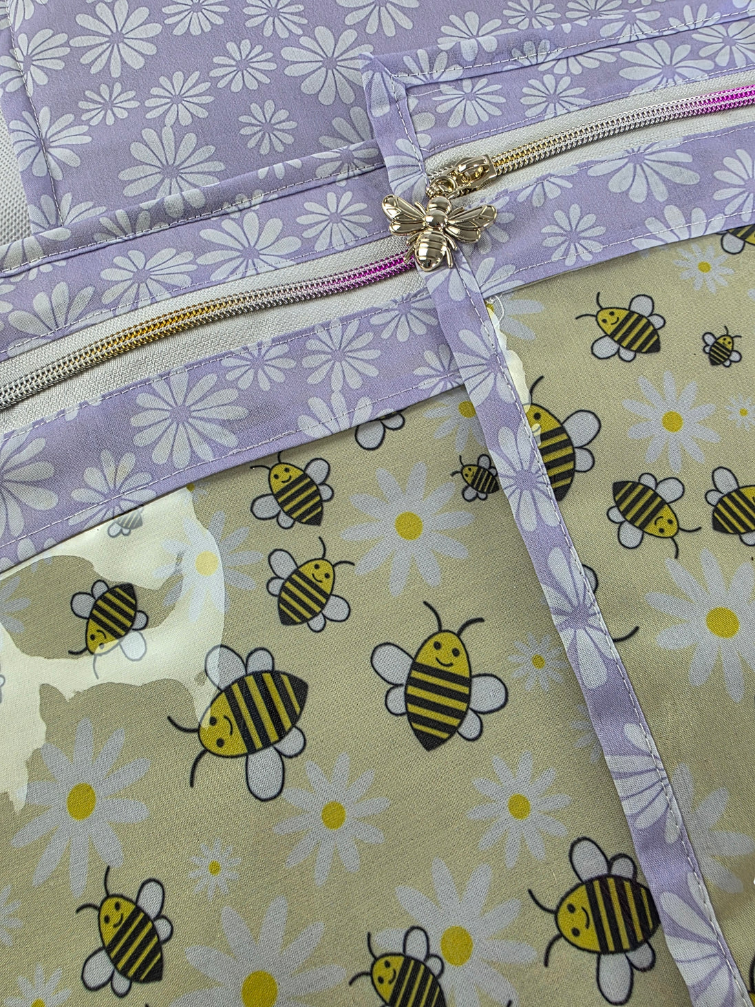 WIP Project Bag - Lilac Bee