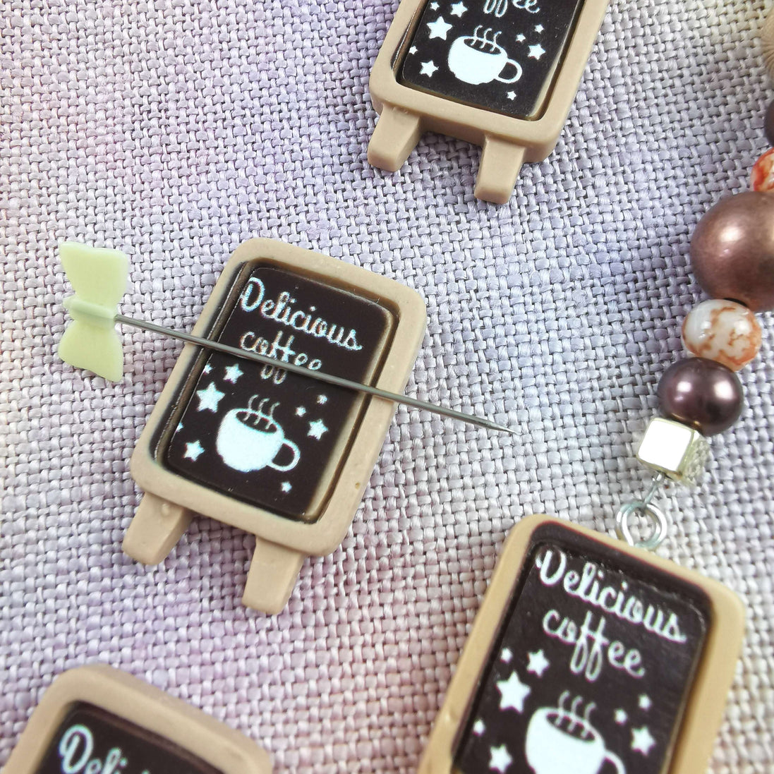 Scissor Keep Minder Set Or Individual - Delicious Coffee