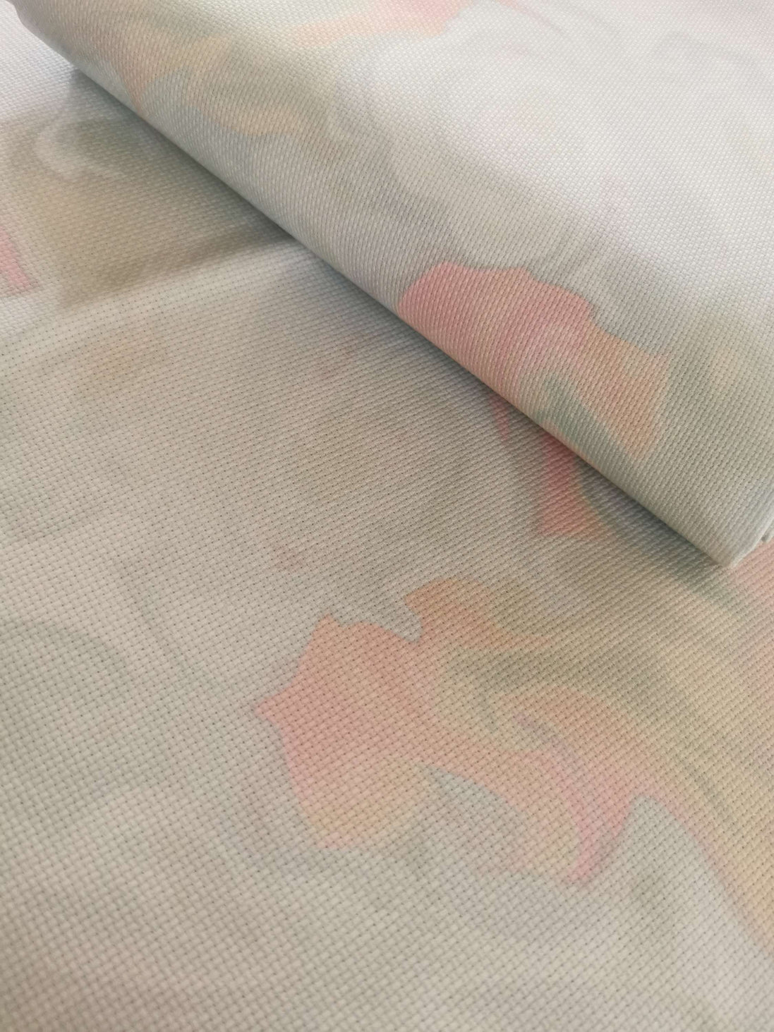 Aida / Evenweave - Dragon's Breath - (printed)