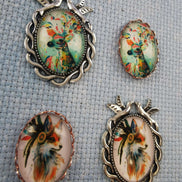 Needle Minder - Rainbow Deer / Fox. Silver or Rose Gold Frame