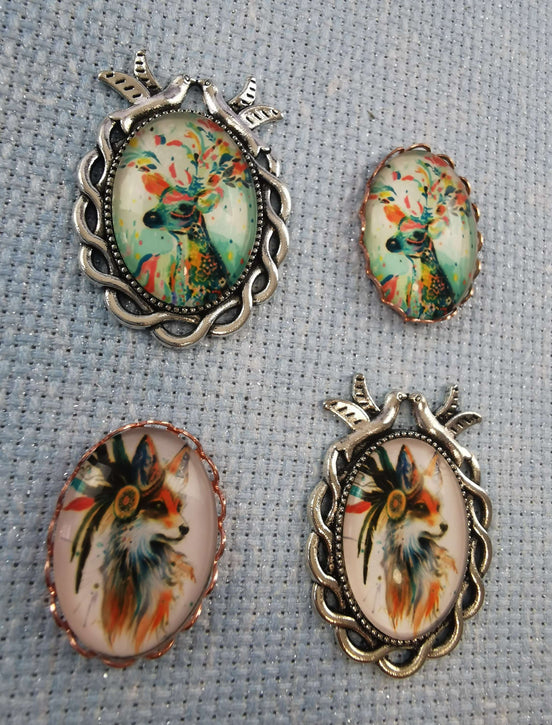 Needle Minder - Rainbow Deer / Fox. Silver or Rose Gold Frame