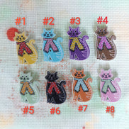 Needle Minder - Wooden Colourful Cosy Scarf Cat