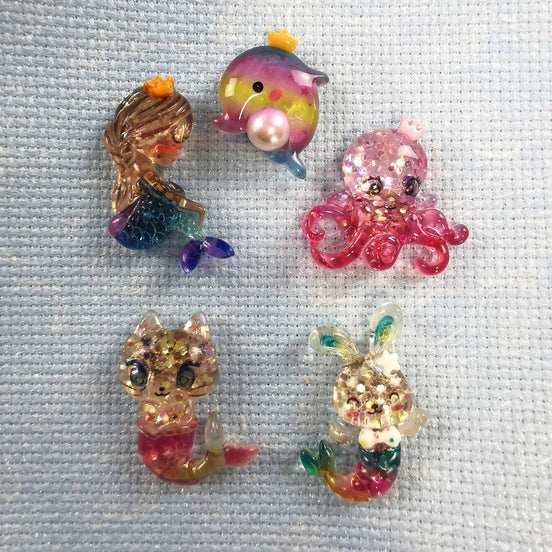 Needle Minder - Glitter Mermaid Fatansy Sea Creatures. Dolphin.