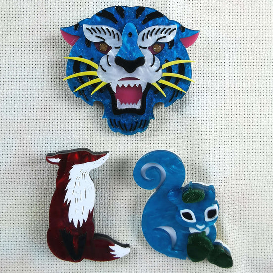 Needle Minder - Luxury Layered Acrylic Red Fox, Blue Squirrel, Glitter Tiger