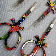 Bow Details Bright Floral Embroidery Scissors with Cover