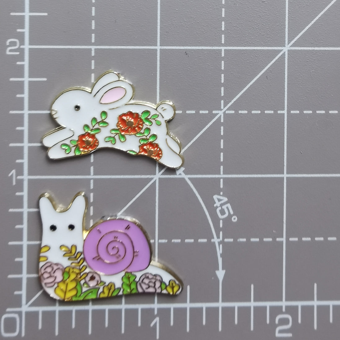 Needle Minder -  Floral Snail & Floral Rabbit