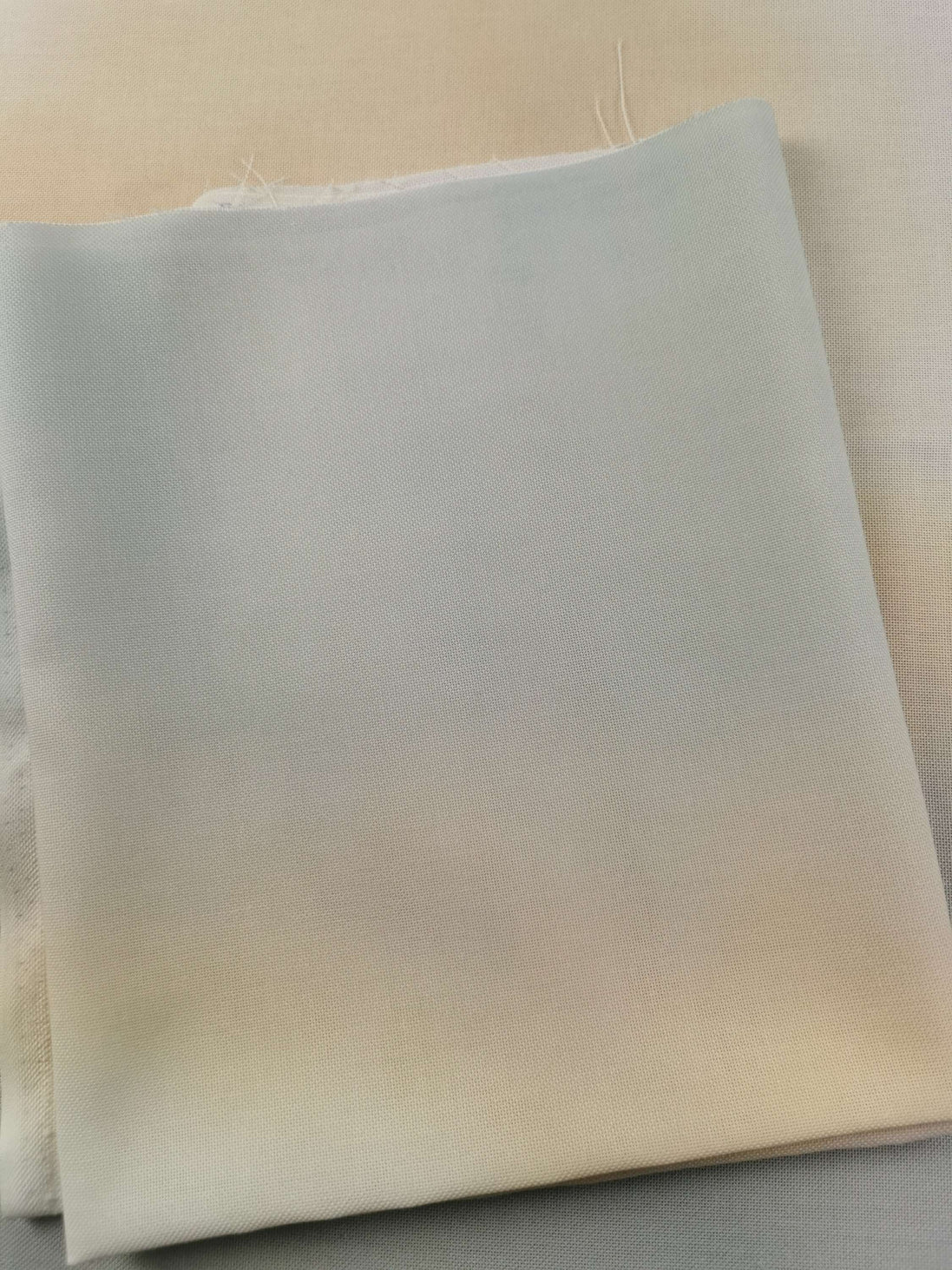 Aida / Evenweave - Smoky Glow - (printed)