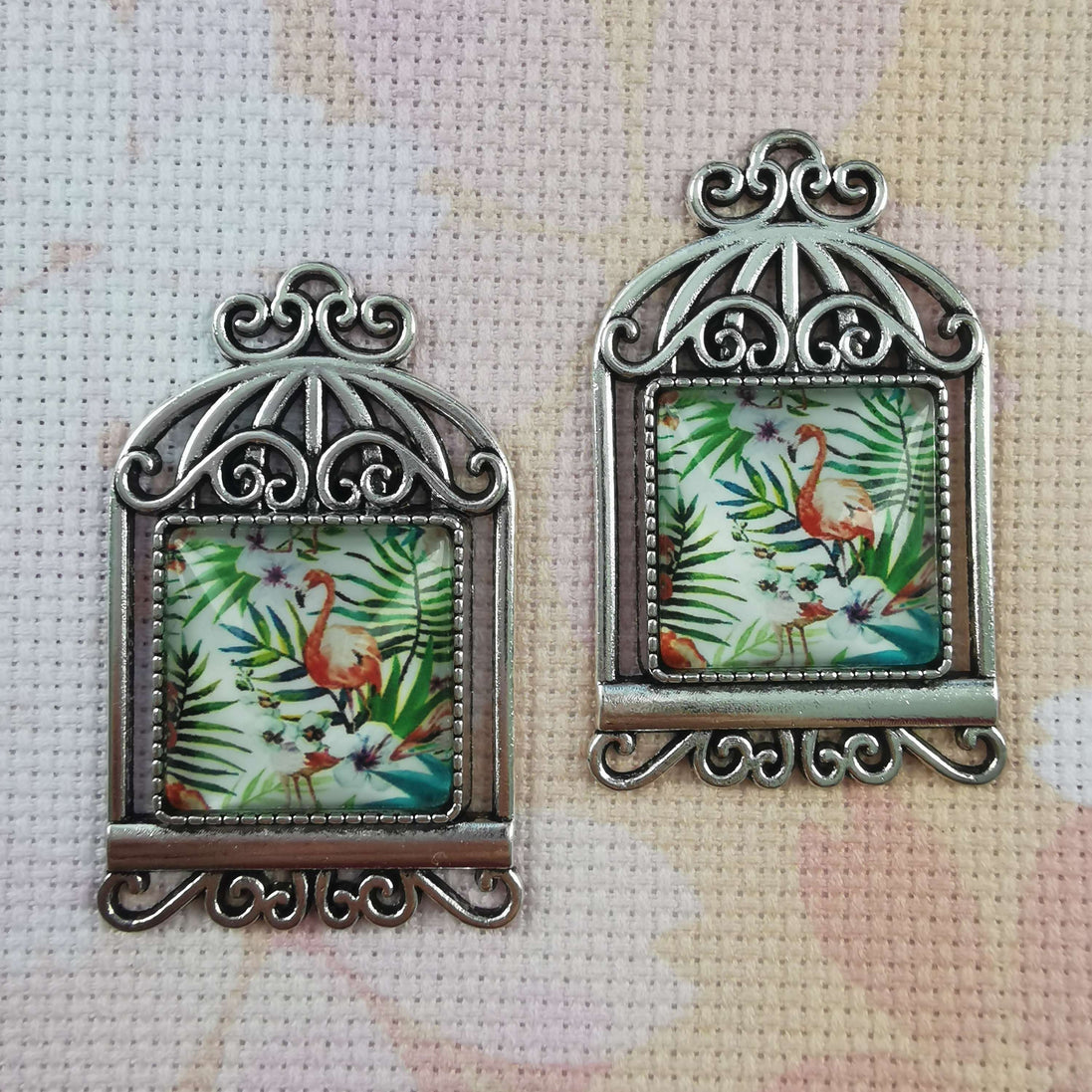 Needle Minder - Bird Cage. Tropical Flamingo