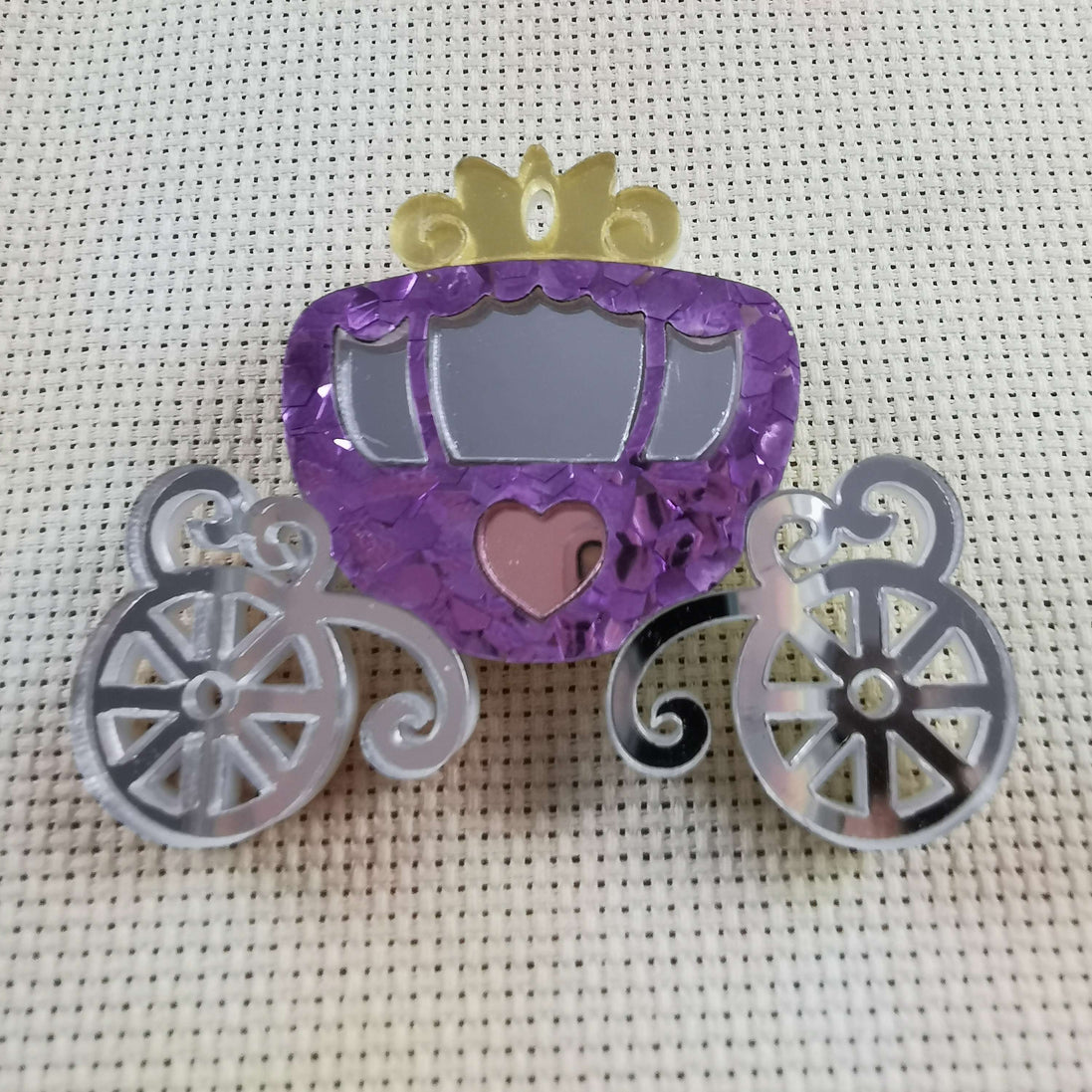 Needle Minder - Luxury Mirrored Fairytale Carriage