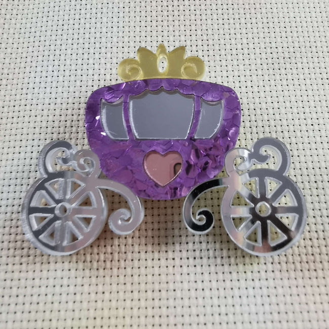 Needle Minder - Luxury Mirrored Fairytale Carriage