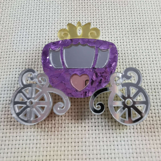 Needle Minder - Luxury Mirrored Fairytale Carriage