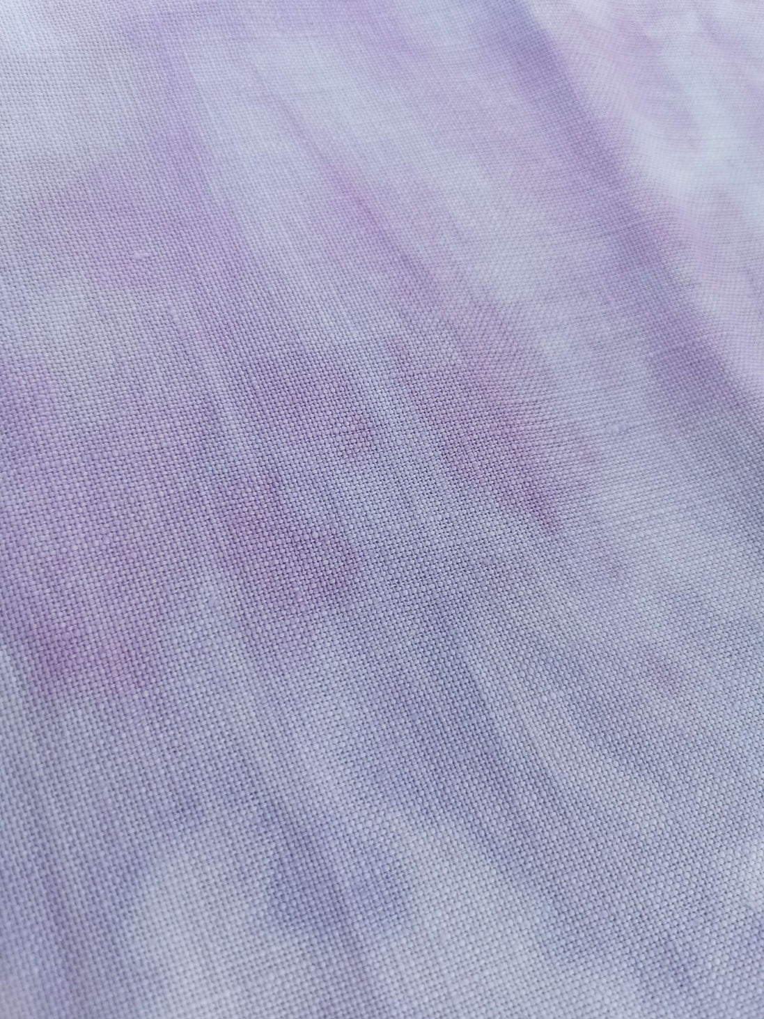 A48 Hand Dyed. 28ct Linen  (18x28)