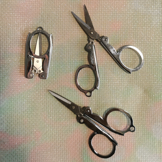 Compact Folding Embroidery Scissors. Stainless.