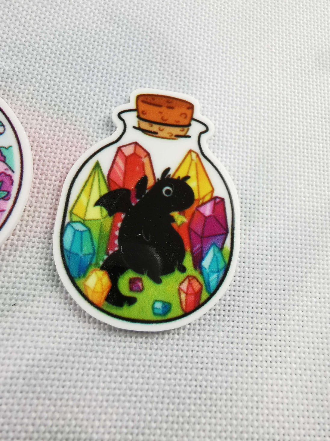 Needle Minder - Gem Dragon Jar, Buried Treasure Dragon Lair Bottle
