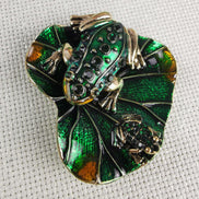 Needle Minder - Lilypad Frogs