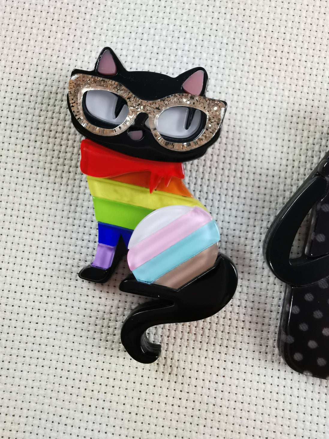 Needle Minder - Luxury Layered Acrylic Rainbow Sweater Cat, Handbag Kitty