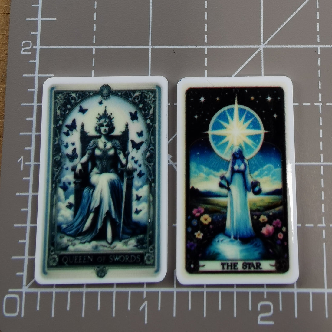 Needle Minder - Tarot. The Star. Fancy Lady Queen of Swords