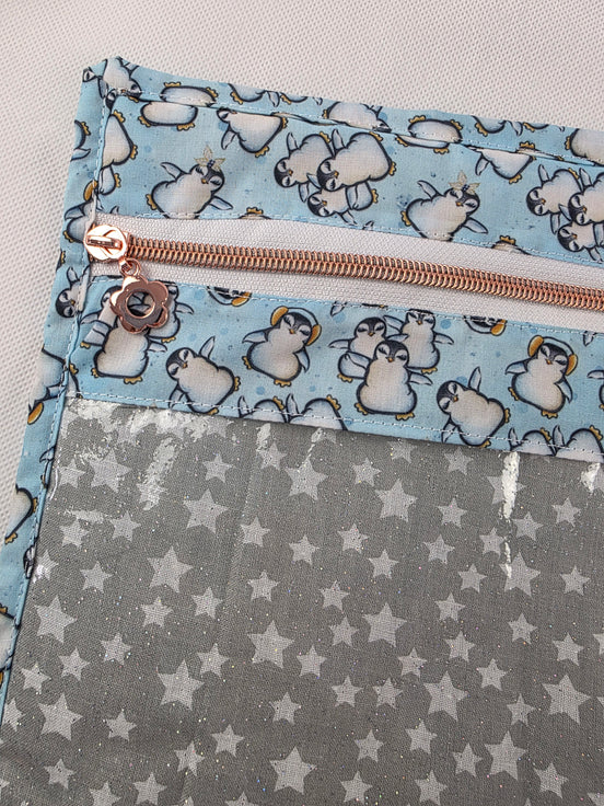 WIP Project Bag - Stars & Penguins GLITTER front