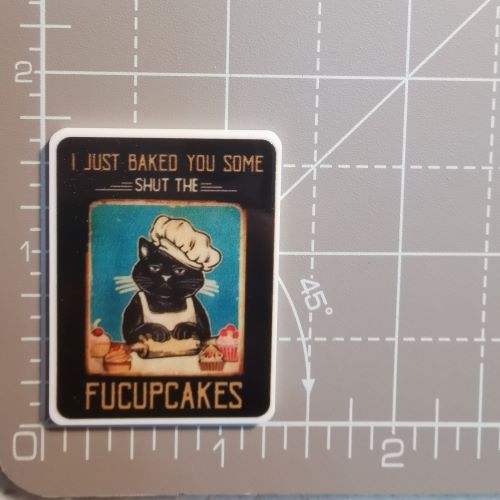 Needle Minder - Humour.  Cat Baking Shut the FuCupcakes