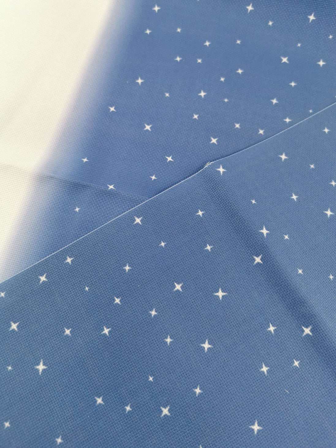 Aida / Evenweave - Snowy Night- (printed)
