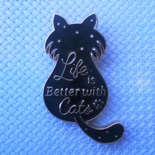 Needle Minder - Life is Better with Cats. Black Cat.