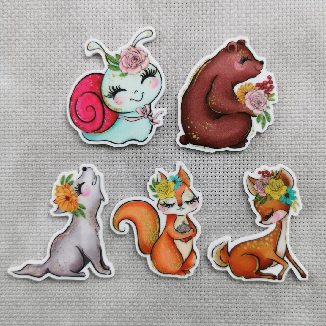 Needle Minder - Whimsical Woodland. Snail, Bear, Wolf, Squirrel, Deer.