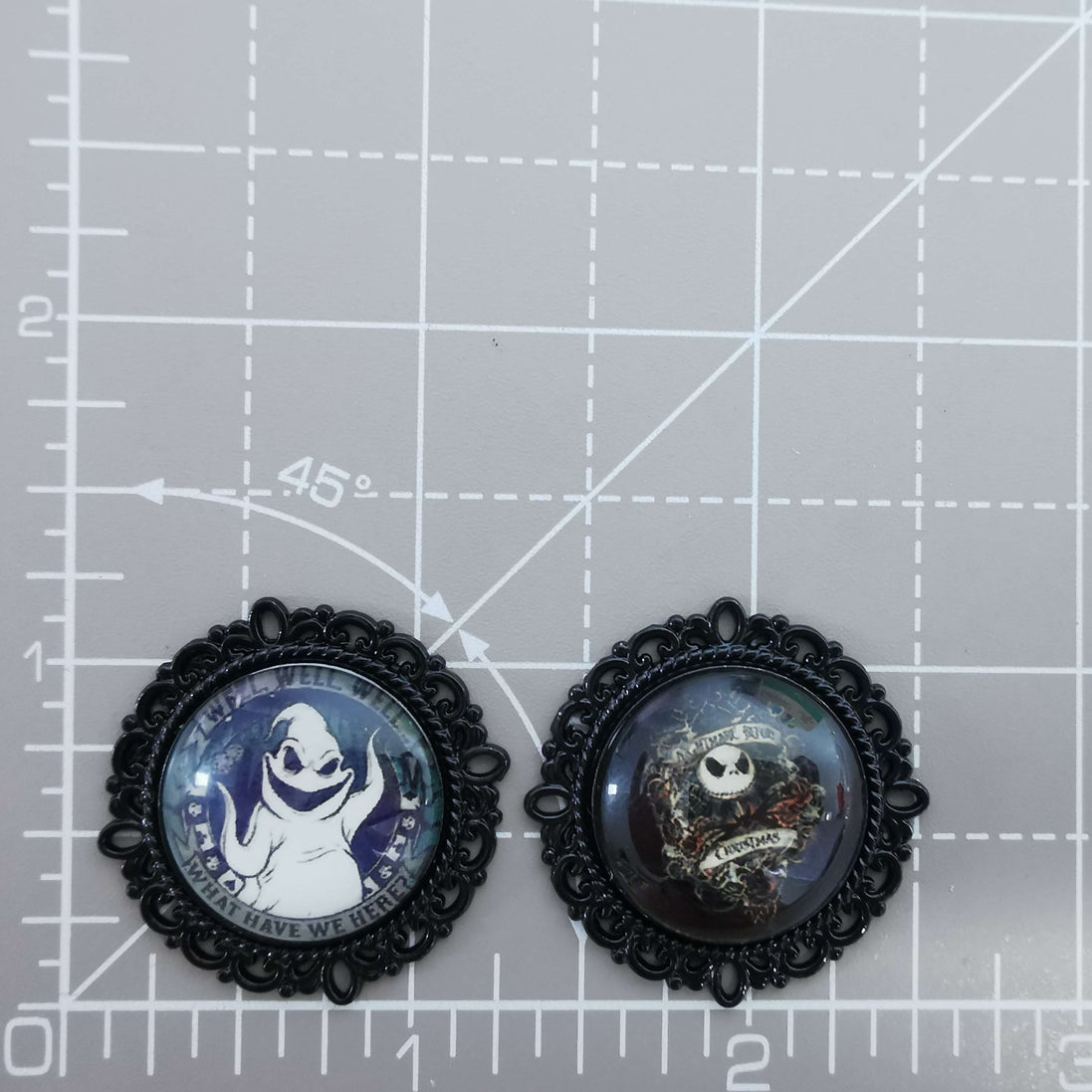 Needle Minder - Oogie & Pumpkin King Gothic. Nightmare Christmas. Halloween.