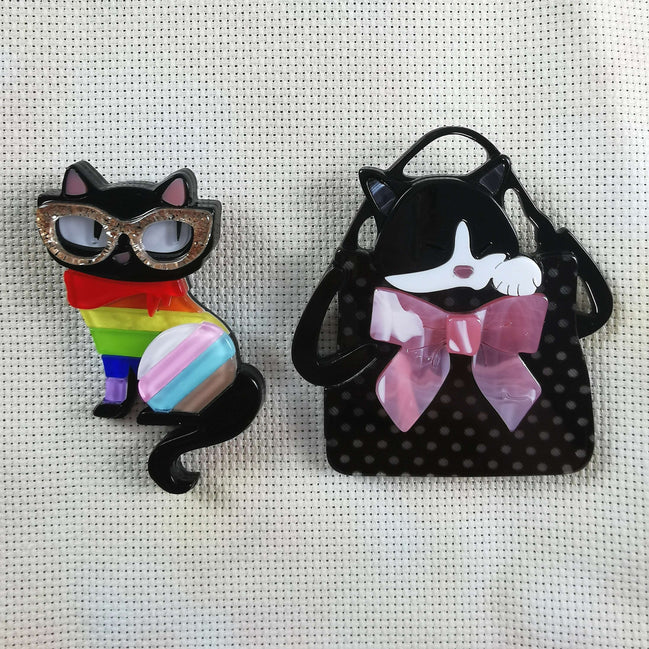 Needle Minder - Luxury Layered Acrylic Rainbow Sweater Cat, Handbag Kitty