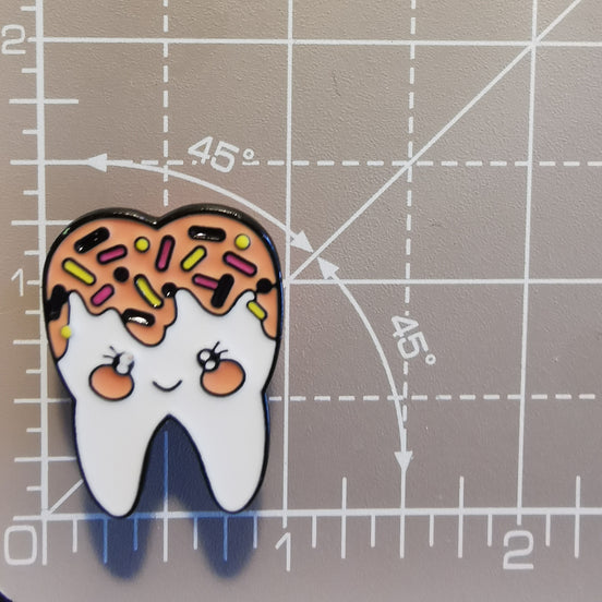 Needle Minder - Sweet Tooth Donut sprinkles kawaii cute character.