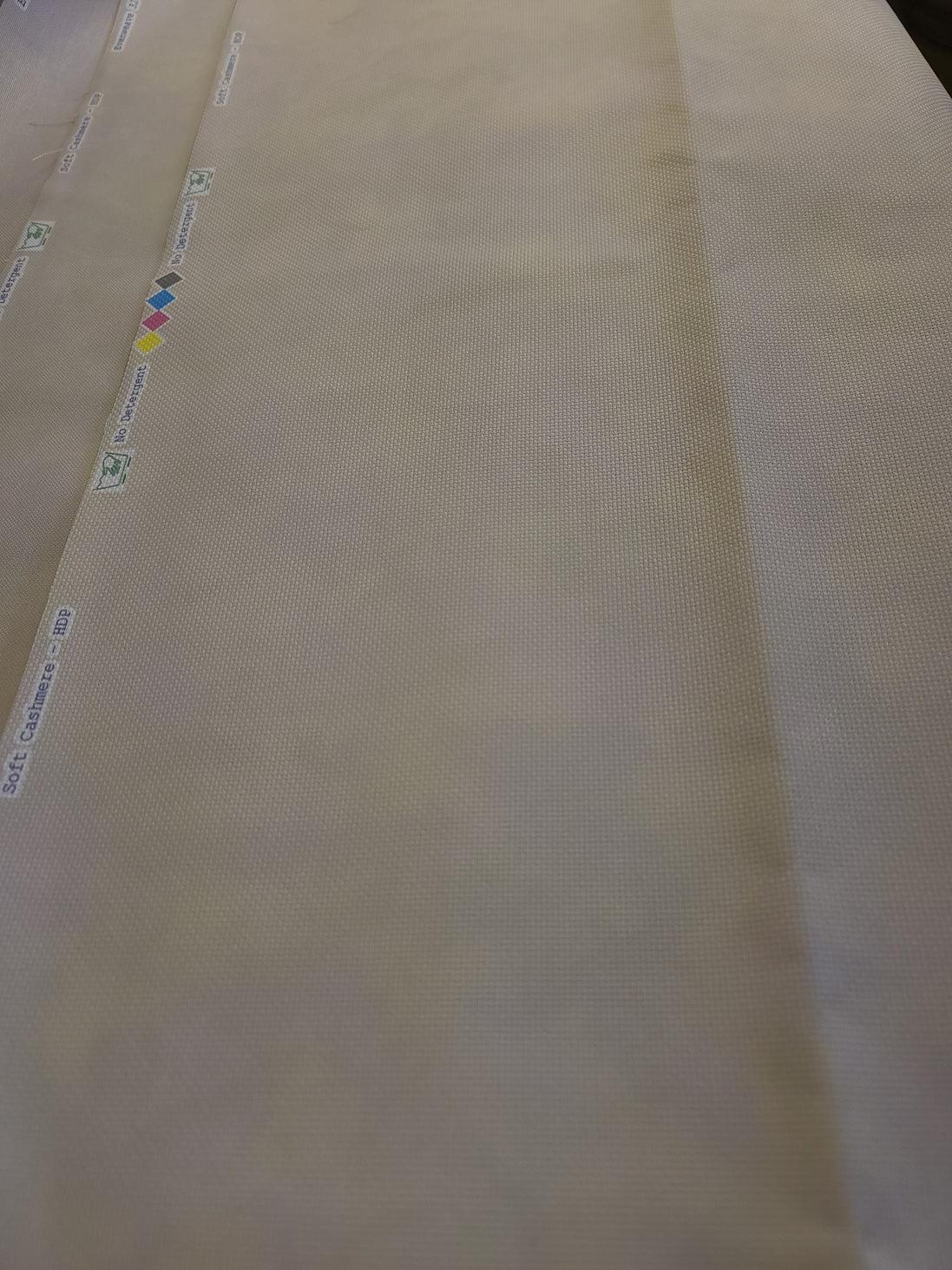 NEW Aida / Evenweave - Soft Cashmere (printed)