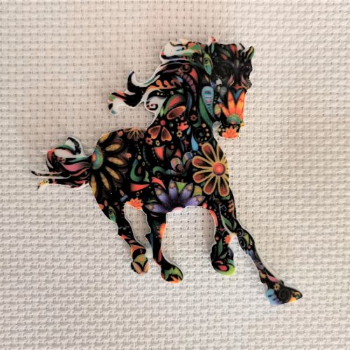 Needle Minder - Mandala Wildlife - Cat / Bird / Horse