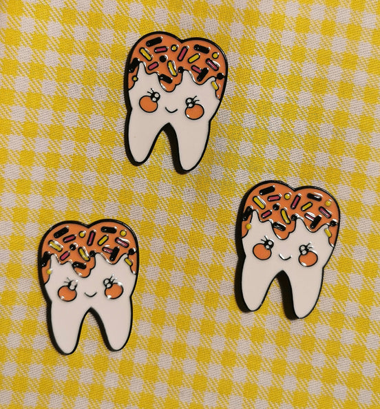 Needle Minder - Sweet Tooth Donut sprinkles kawaii cute character.