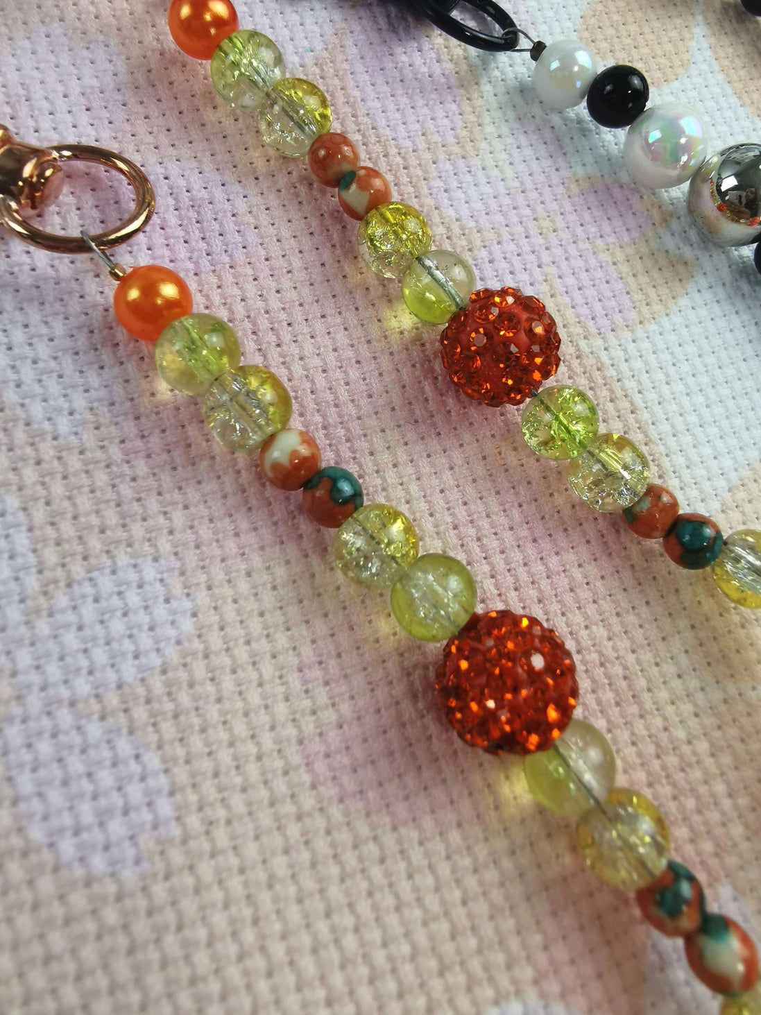 Beaded Scissor Keep. Pumpkins & Bats