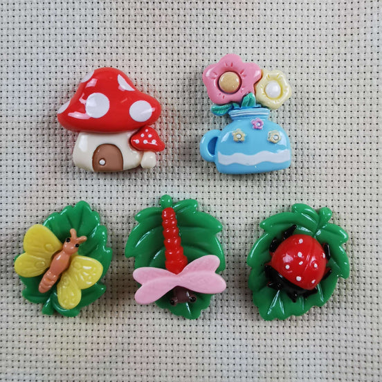 Needle Minder - Spring Delights. Insects, Toadstool Fairy House, Flowers