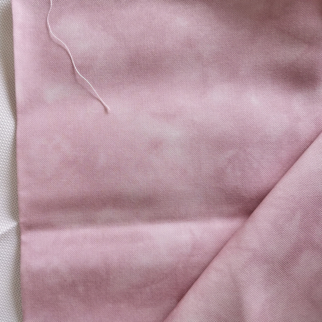 Aida / Evenweave - Crushed Petal Pink - (printed)