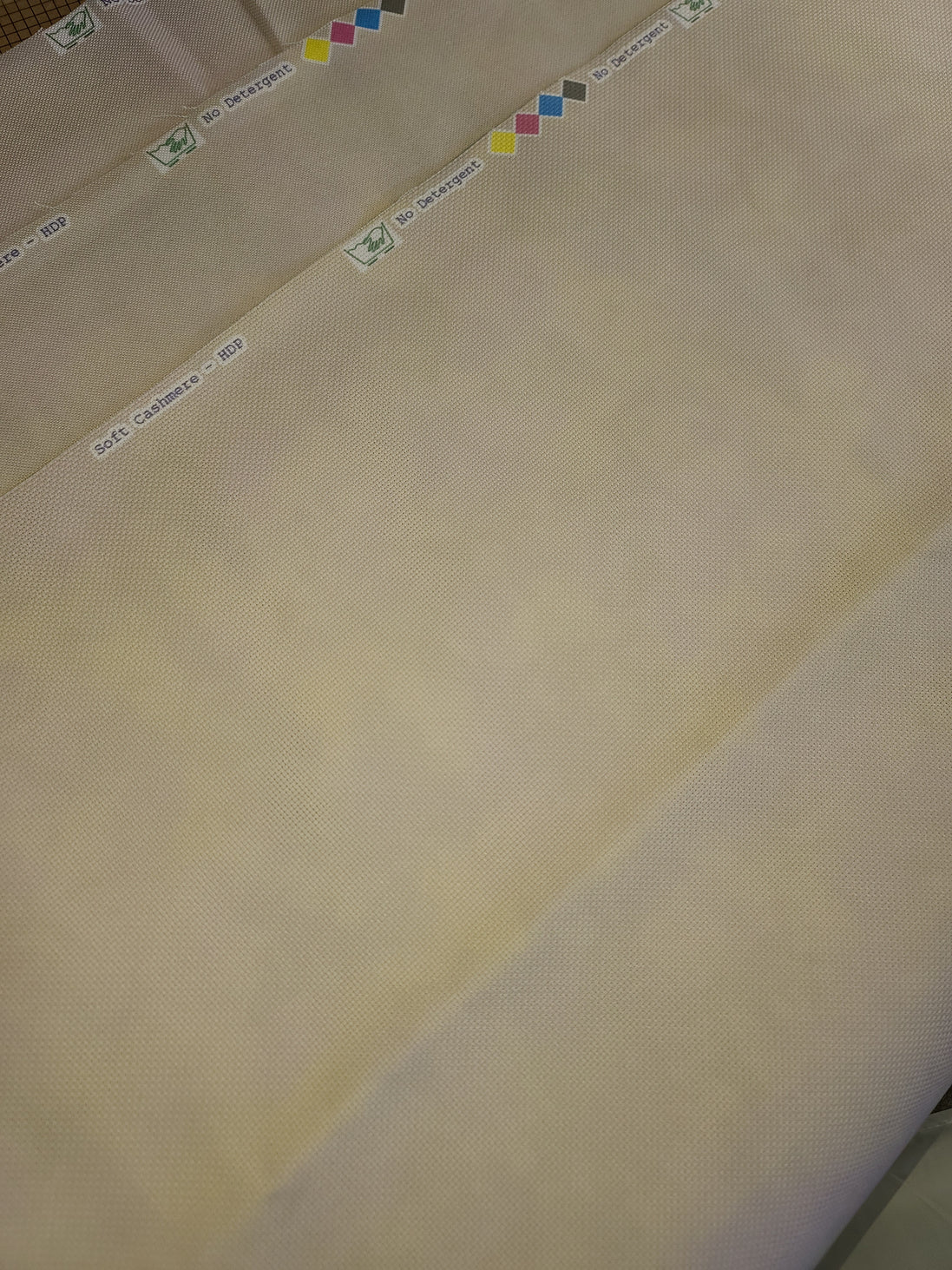 NEW Aida / Evenweave - Soft Cashmere (printed)