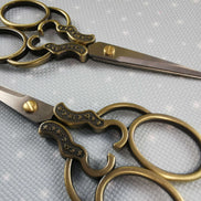 Tarnished Gold Chunky Metalwork Embroidery Scissors with Cover