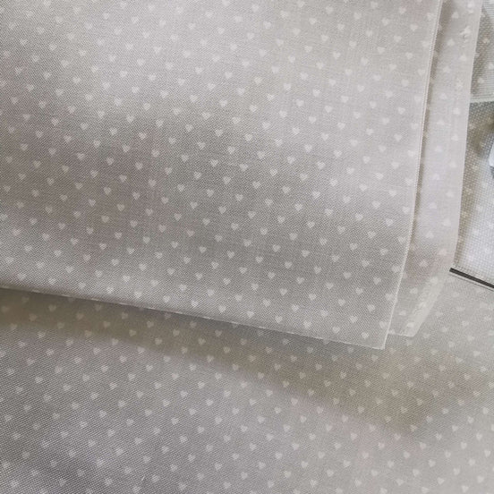 Aida / Evenweave - Gingham Hearts - (printed)